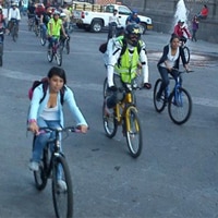 Bicionudos, recorre Puebla en bicicleta