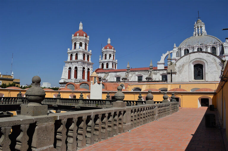 ¿Sabías esto de? El Edificio Carolino