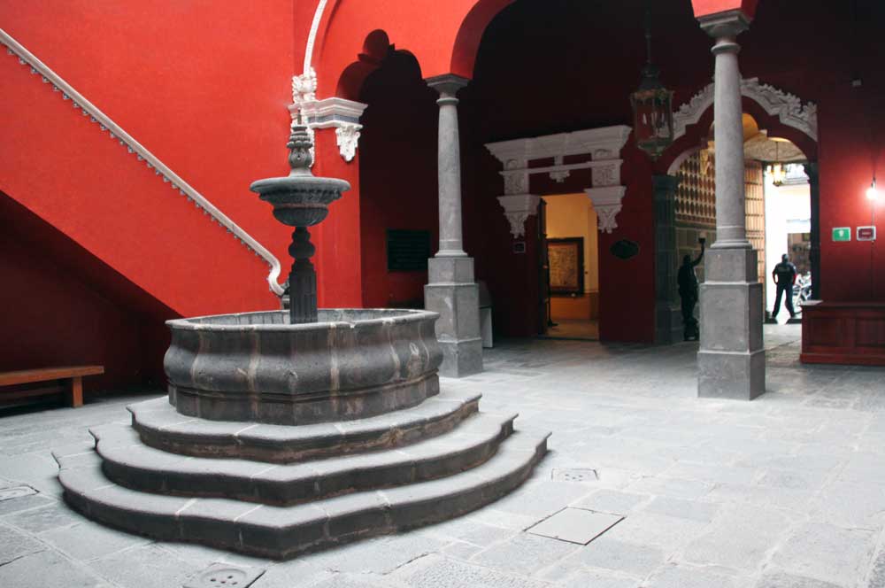 fuente-casa-afenique-puebla